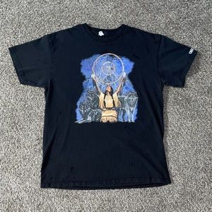 Native Woman Praising around Wolves T-shirt